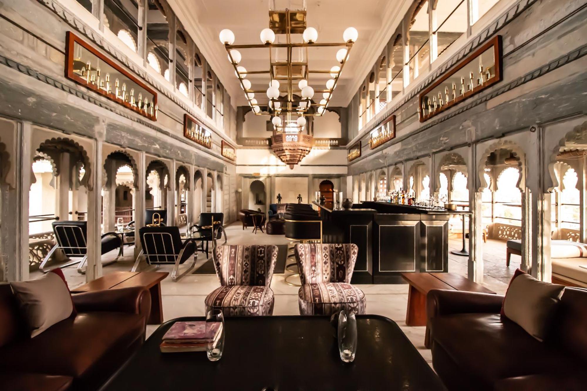 Отель Raas Devigarh Delwara Экстерьер фото